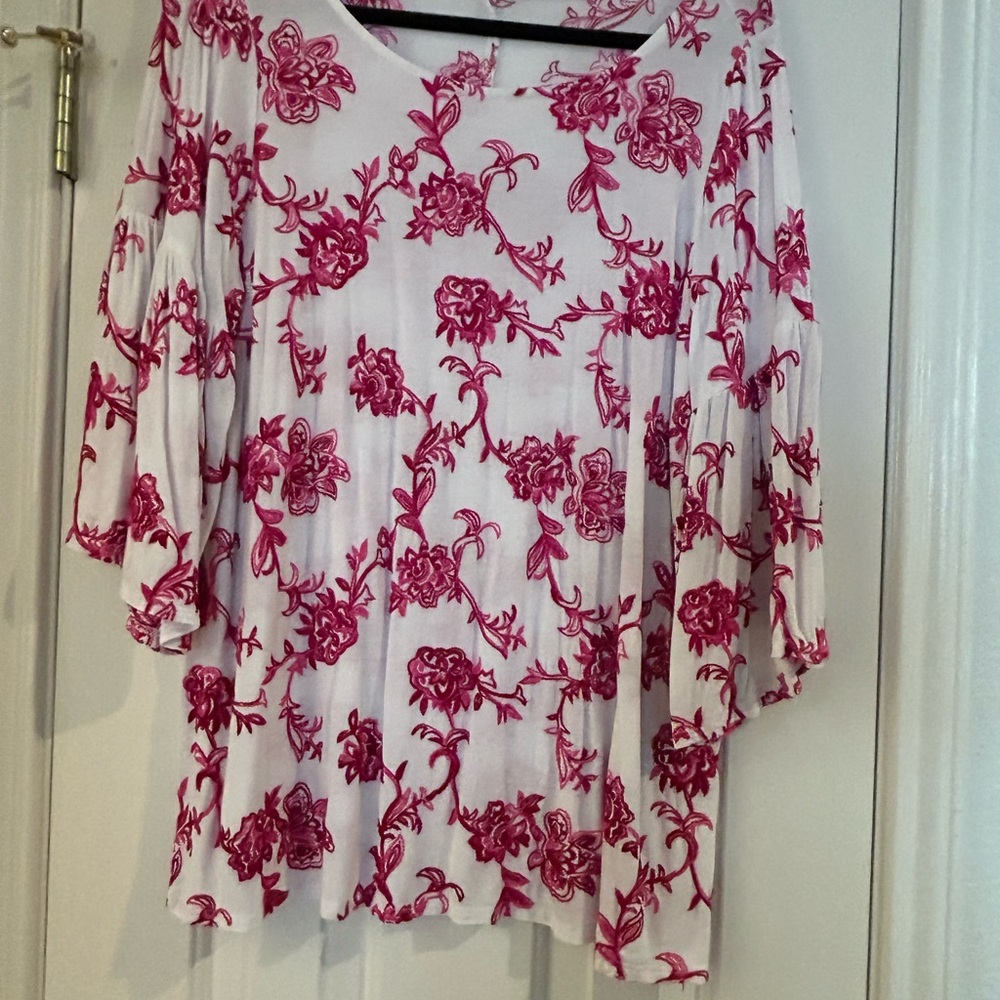 Chic Floral Women's Blouse in Pink and White Embroidered dressy or semi dressy
